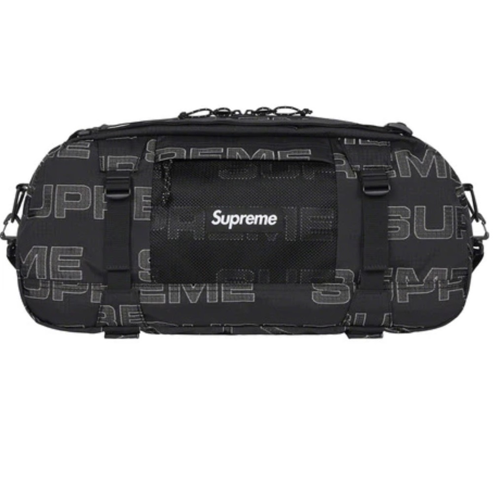 ❌SOLD❌NWT Supreme Duffle Bag
